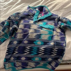 Retro, unique Patagonia sweatshirt!